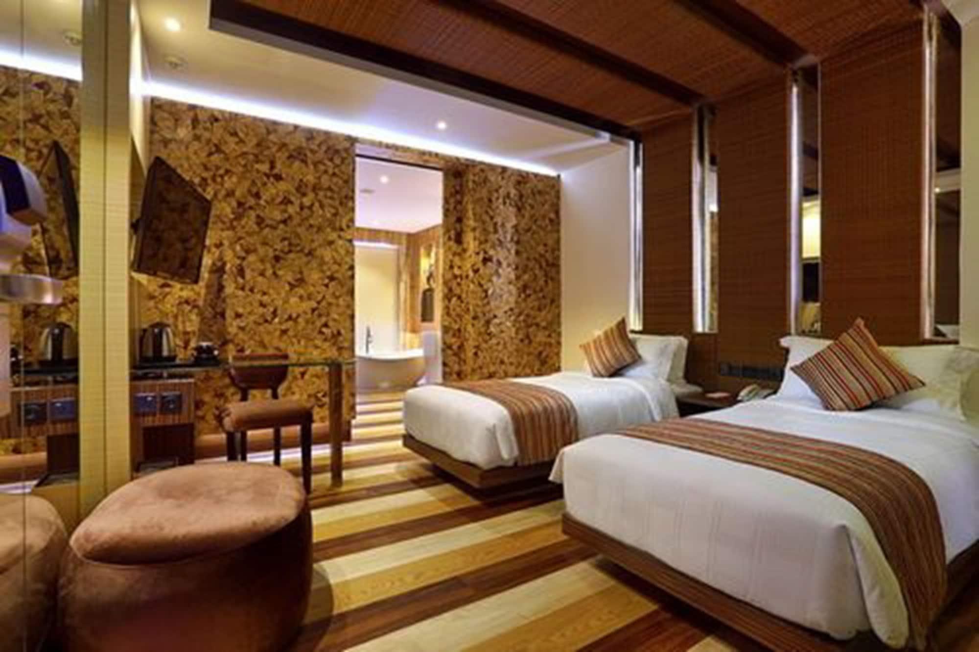 Mega Boutique Hotel Kuta Lombok Buitenkant foto