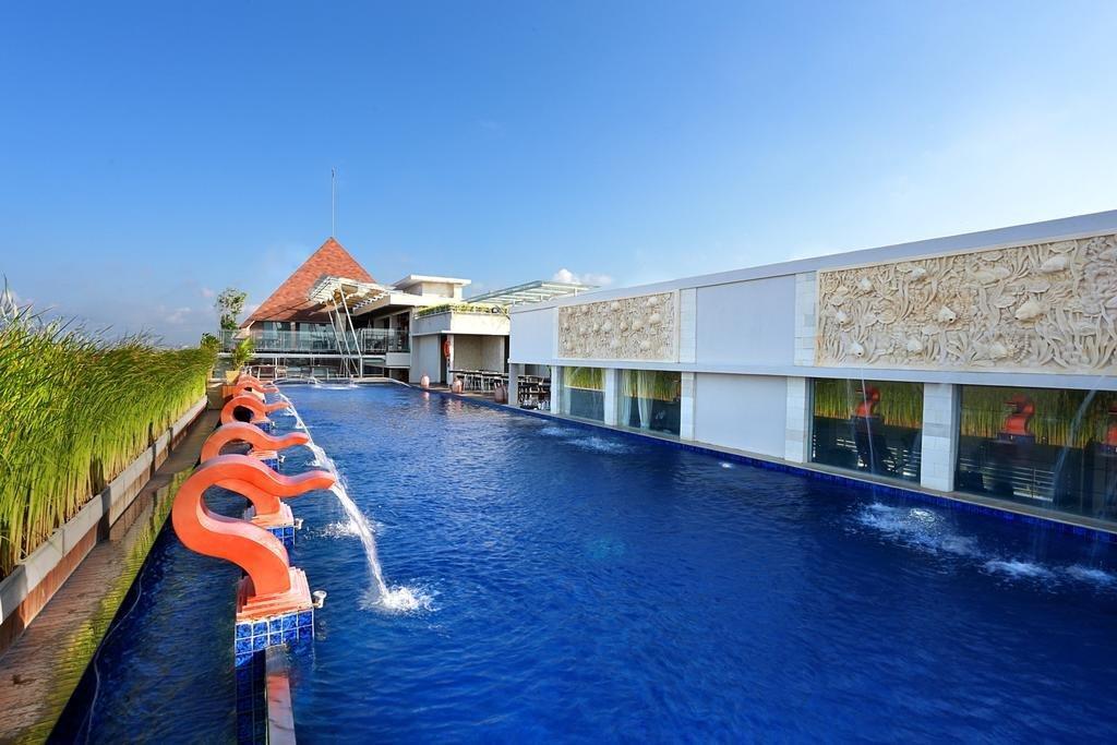 Mega Boutique Hotel Kuta Lombok Buitenkant foto