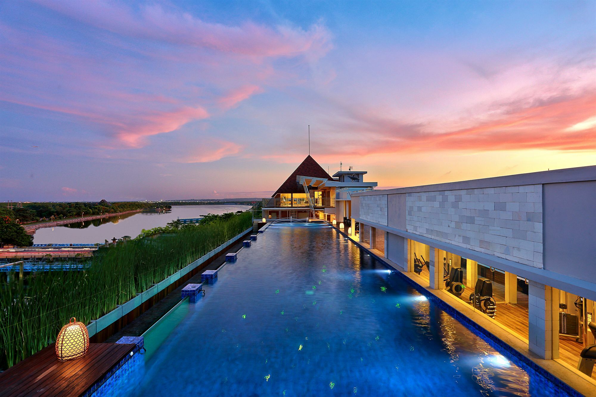 Mega Boutique Hotel Kuta Lombok Buitenkant foto